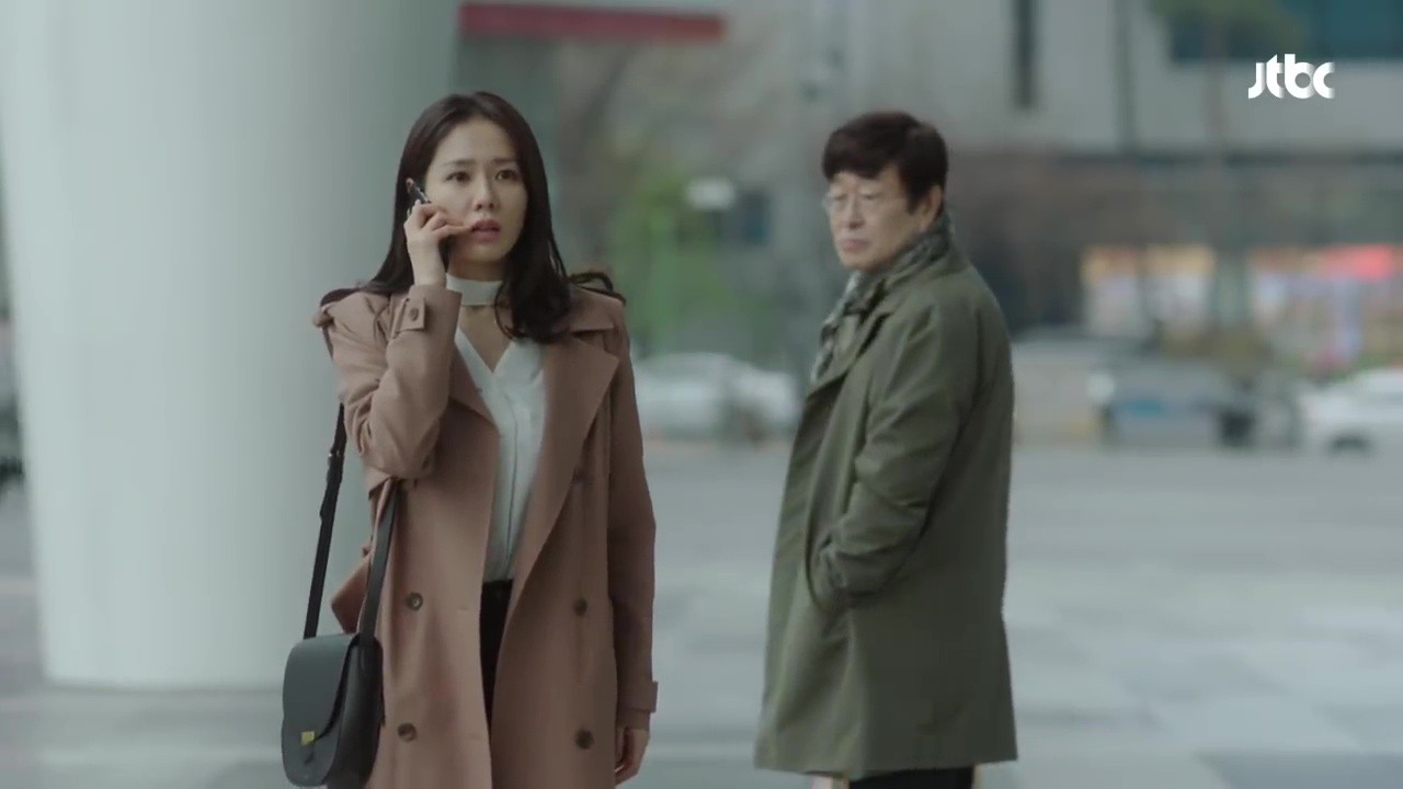 Chị Đẹp tập 12: Seo Joon Hee tức giận vì bạn gái đi cùng lão già mà anh ghét nhất Chị Đẹp tập 12: Seo Joon Hee tức giận vì bạn gái đi cùng lão già mà anh ghét nhất